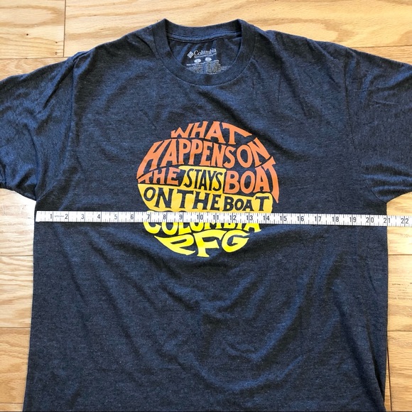 Columbia dark gray t-shirt “What Happens on the Boat”, size large - Picture 7 of 7